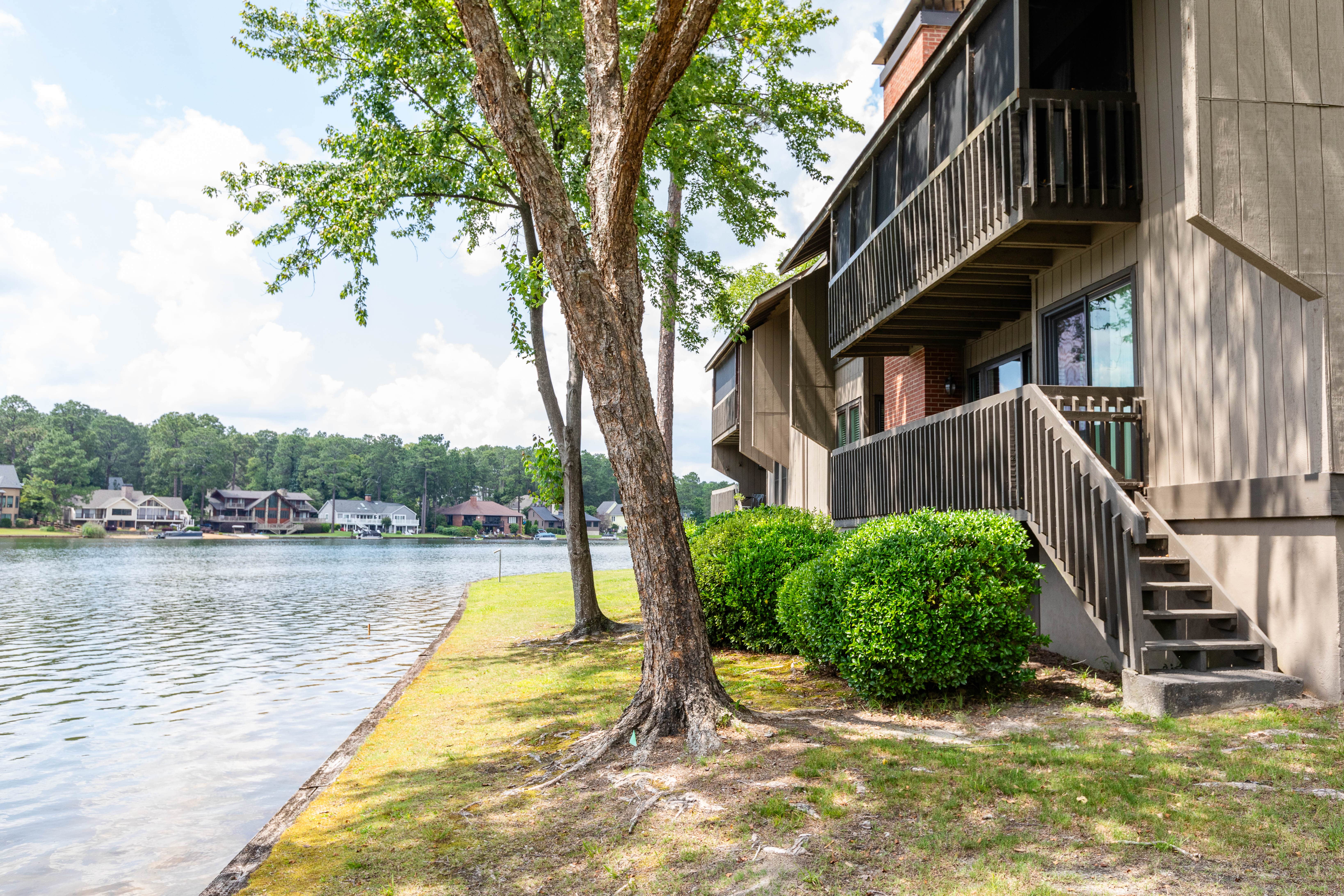 Lakeview #144_64-min