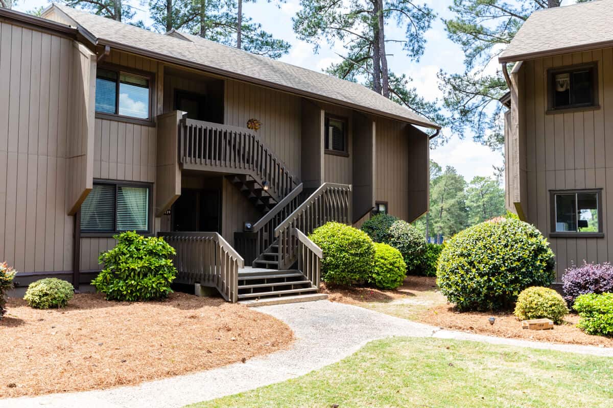 CONDOS_ST. ANDREWS_ 139_FRONT