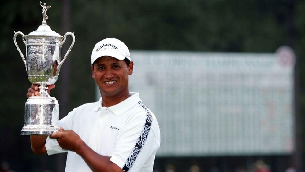 MCampbell_trophy_inset-997×563