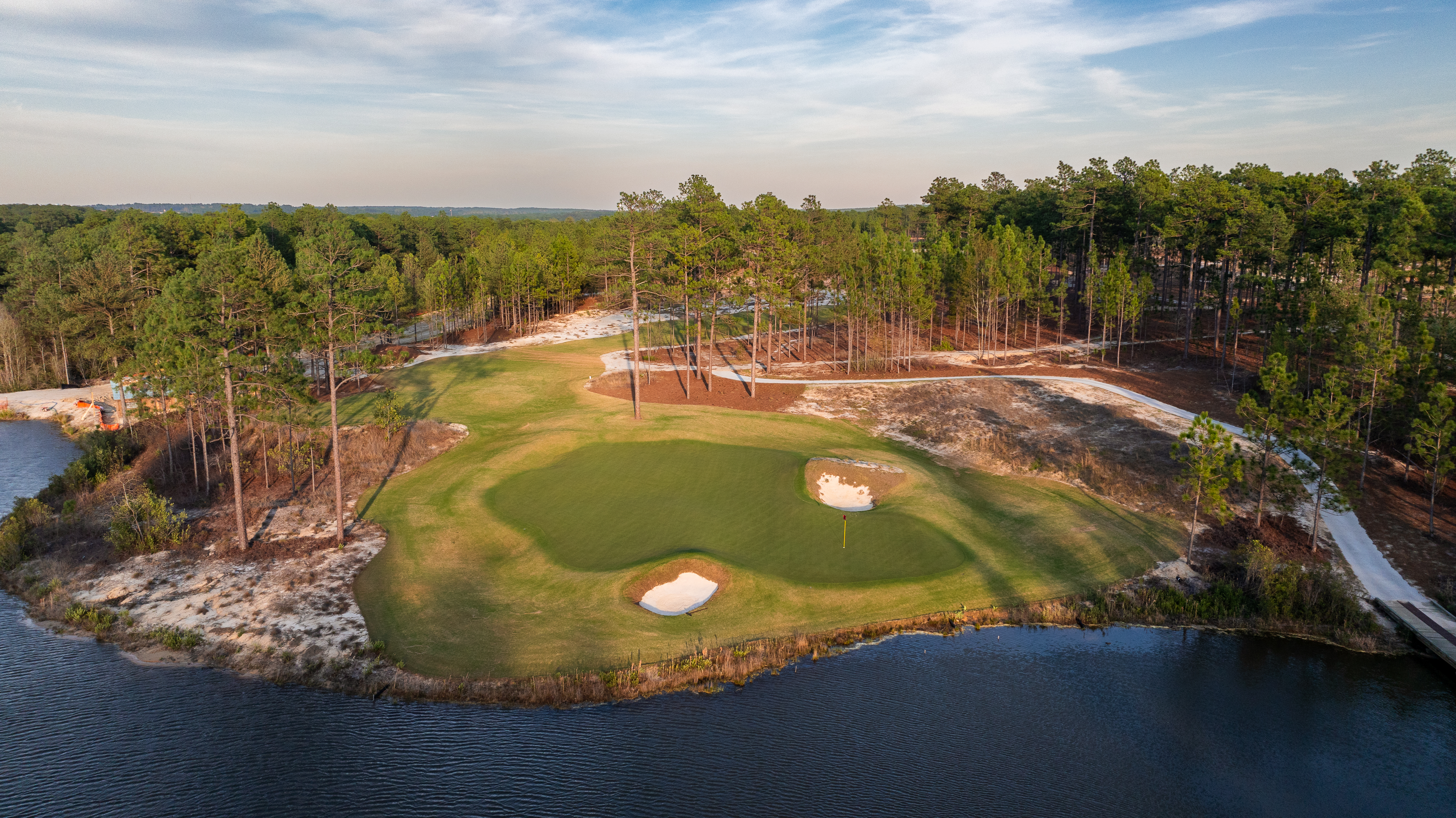 Hole 17 on Pinehurst Golf Course No. 10 by Billy Richards - Carolina Pines Golf